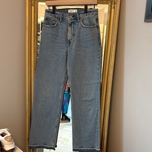 Abercrombie & Fitch 90s relaxed Jean high rise